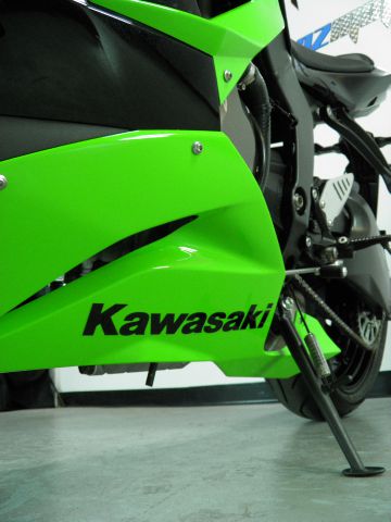 Kawasaki Ninja zx-6R 2013 photo 21