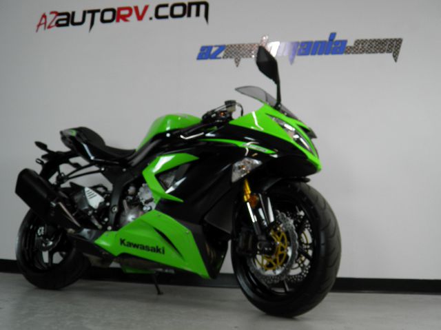Kawasaki Ninja zx-6R 2013 photo 26