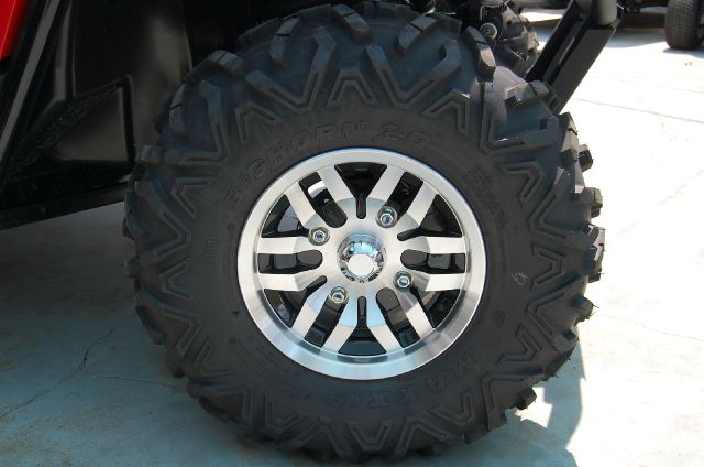 Kawasaki Teryx 2013 photo 2