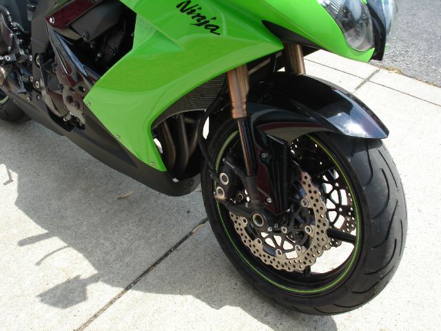 Kawasaki ZX-10 2008 photo 1