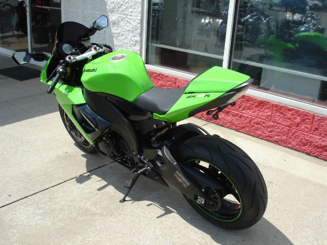 Kawasaki ZX-10 2008 photo 28