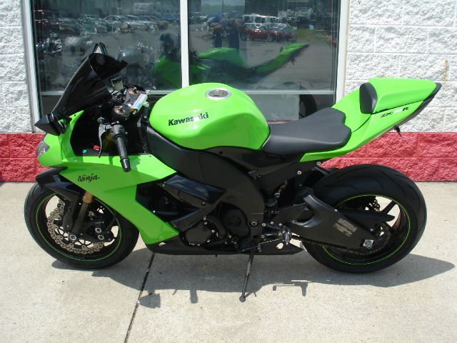 Kawasaki ZX-10 2008 photo 32