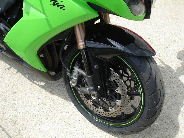 Kawasaki ZX-10 2008 photo 5