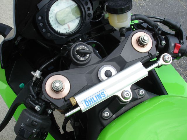 Kawasaki ZX-10 2008 photo 9