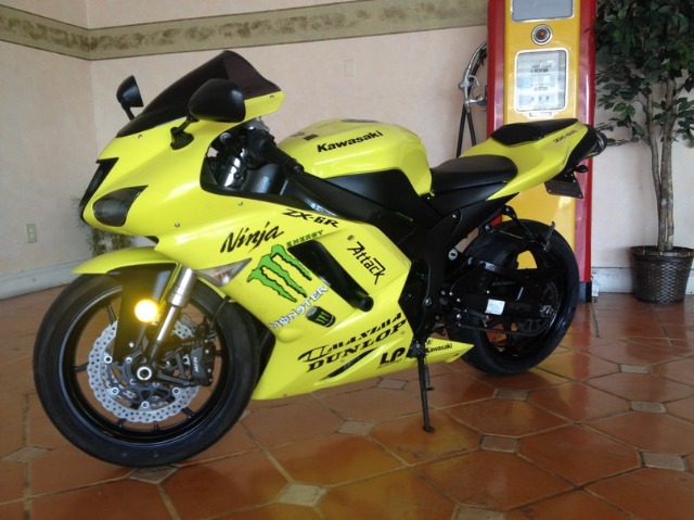 Kawasaki ZX-6r 2008 photo 2