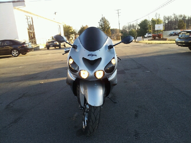 Kawasaki ZX1400-C 2008 photo 4