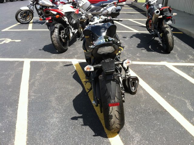 Kawasaki ZX600 R9 FA RT Performance Motorcycle