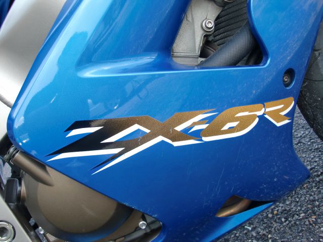 Kawasaki ZX63-B 2003 photo 9
