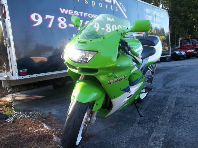 Kawasaki ZX900 4WD LIFT Motorcycle