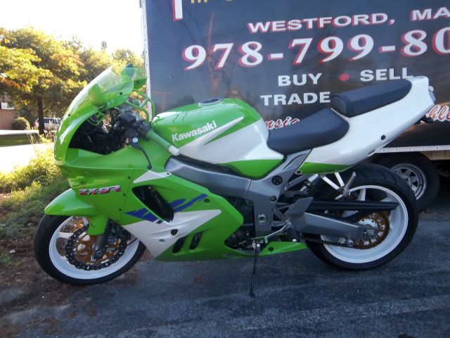 Kawasaki ZX900 1996 photo 3