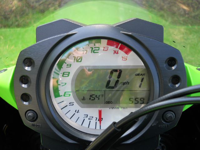 Kawasaki Zx10R Ninja 2010 photo 3