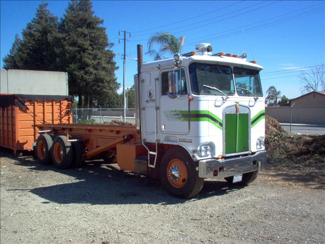 Kenworth ROLLOFF Unknown Semi / Heavy Truck