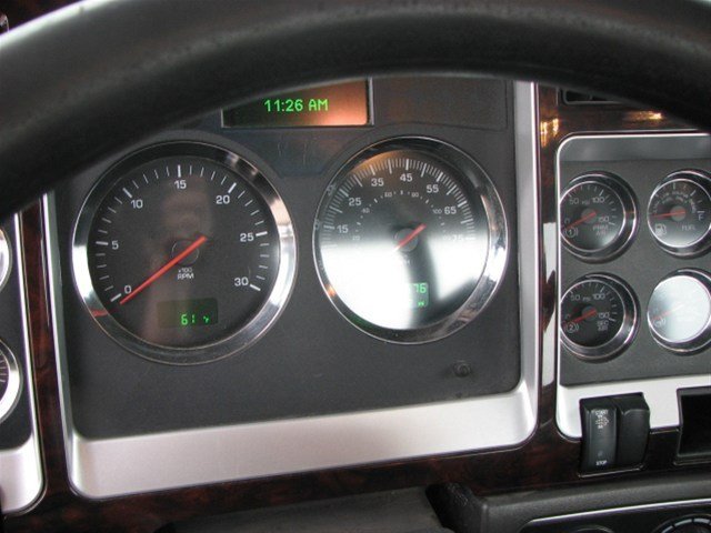 Kenworth T800 2010 photo 2