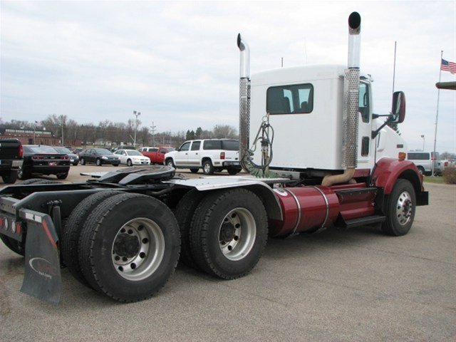 Kenworth T800 2010 photo 3