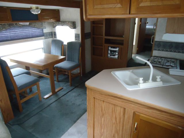 Keystone Cougar 2002 photo 1