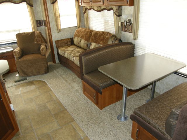 Keystone Cougar 26SAB 2011 photo 23