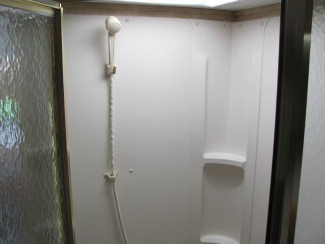 Keystone Laredo 2012 photo 10