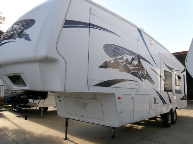 Keystone Montana 3075RLF 2007 photo 1