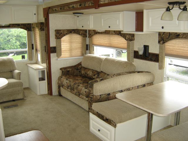 Keystone Outback 2009 photo 1