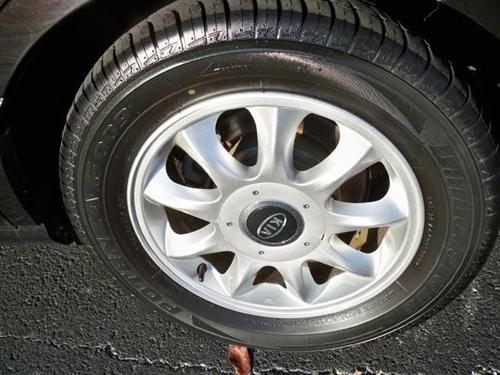 Kia Amanti 2004 photo 3