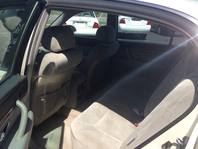 Kia Amanti 2004 photo 2