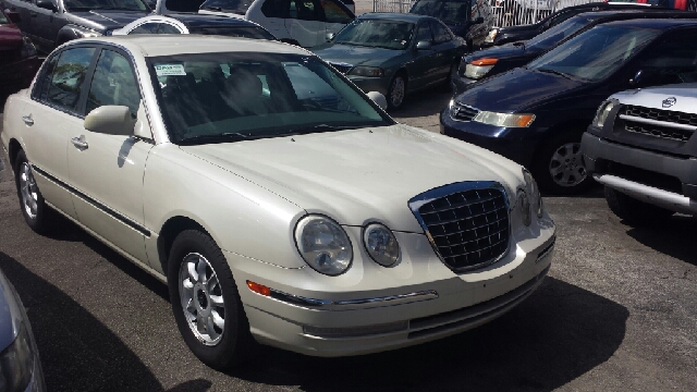 Kia Amanti 2004 photo 2