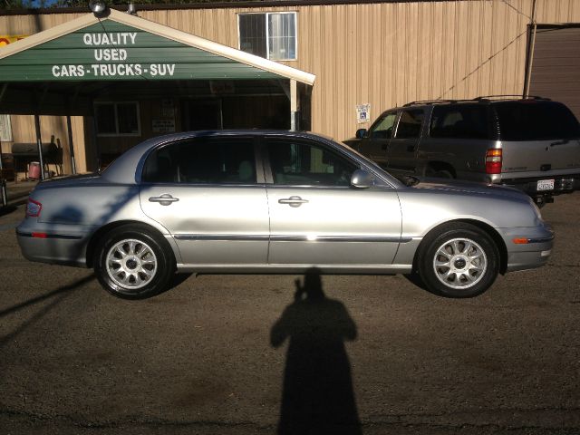 Kia Amanti 2004 photo 2