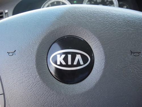 Kia Amanti S Sedan 4D Other