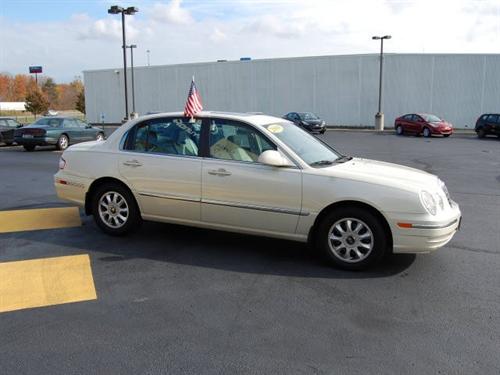 Kia Amanti 2004 photo 2