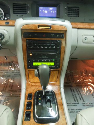 Kia Amanti 3.5tl W/tech Pkg Sedan