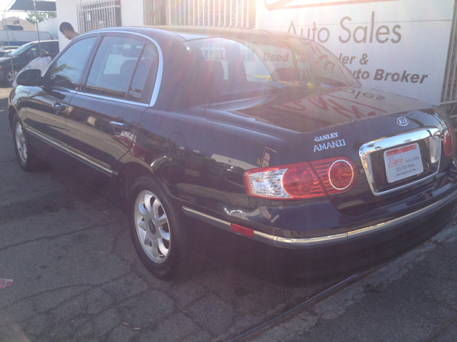 Kia Amanti 2006 photo 4