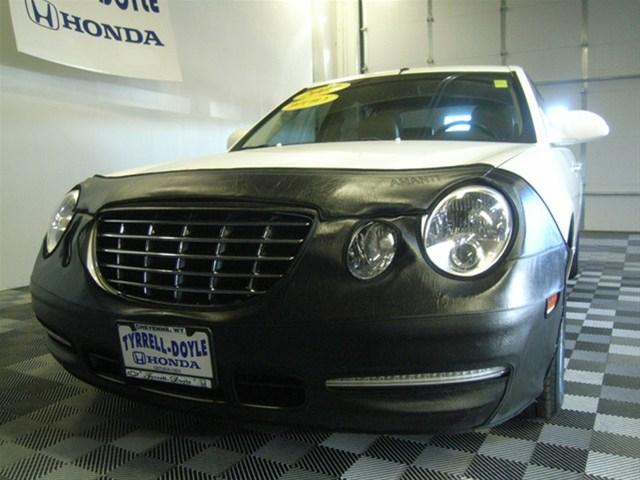 Kia Amanti Base Sedan