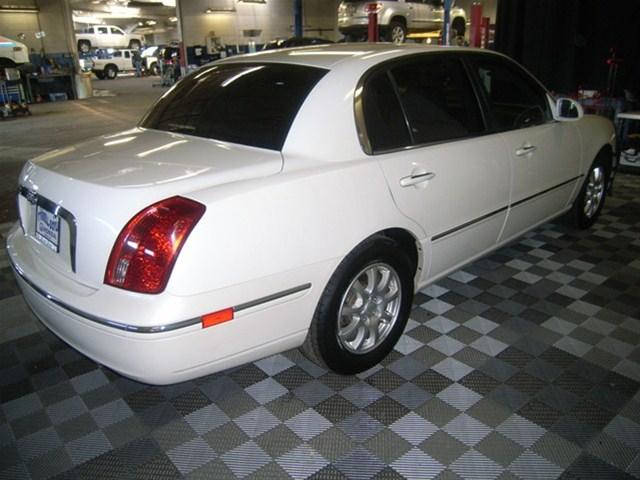 Kia Amanti 2007 photo 3
