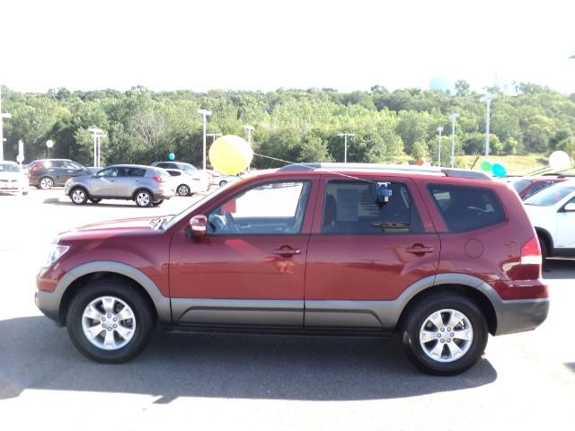 Kia Borrego Open-top Sport Utility