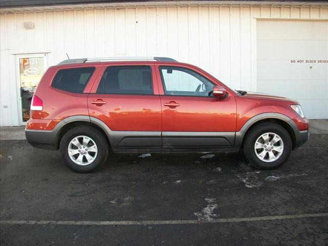 Kia Borrego 2009 photo 3