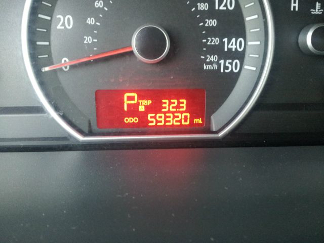 Kia Borrego 2009 photo 3