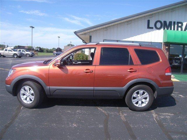 Kia Borrego 2009 photo 1