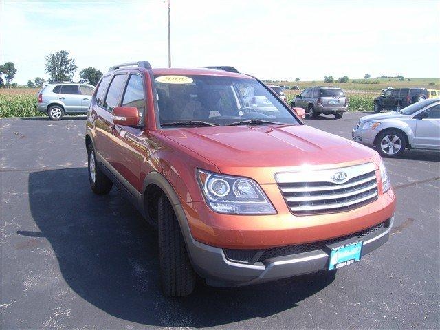 Kia Borrego 2009 photo 4