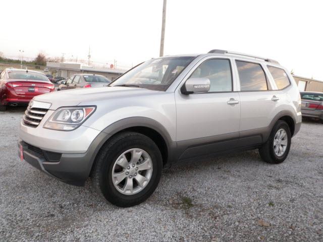 Kia Borrego 2009 photo 5
