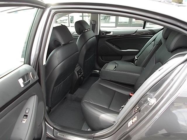 Kia Cadenza 2014 photo 2