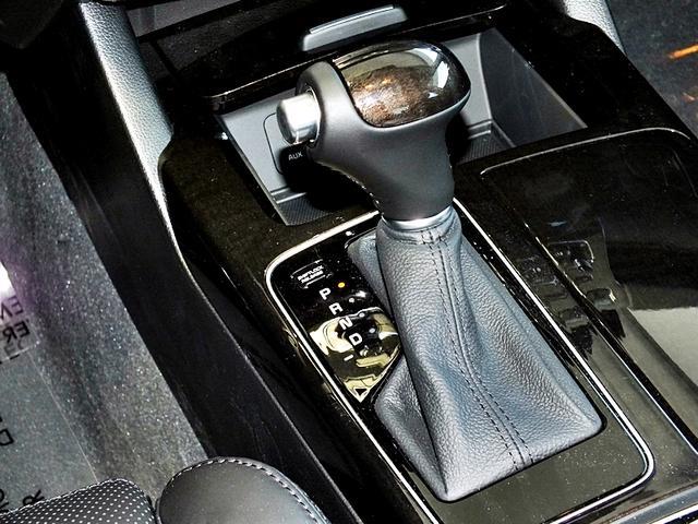 Kia Cadenza 2014 photo 10