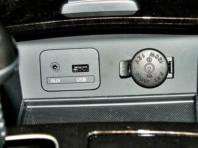 Kia Cadenza 2014 photo 15