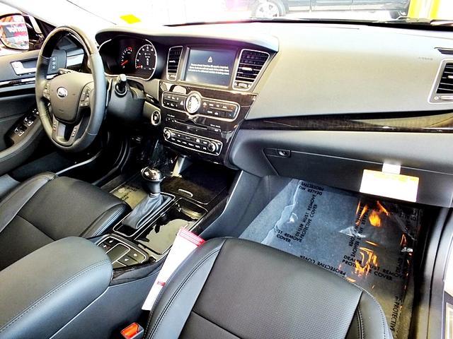 Kia Cadenza 2014 photo 22
