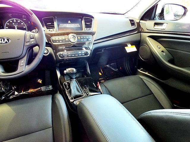 Kia Cadenza 2014 photo 3