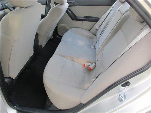 Kia Forte 2010 photo 2