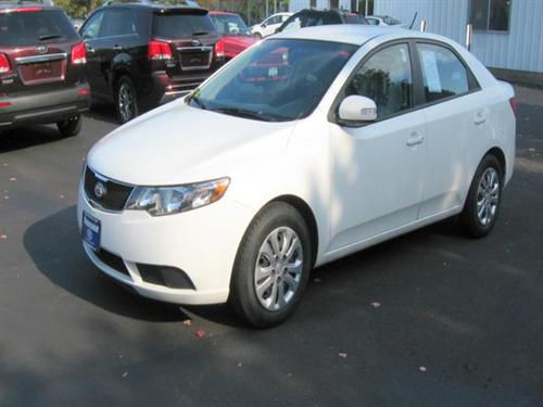 Kia Forte 2010 photo 2