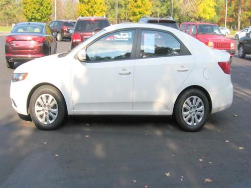 Kia Forte 2010 photo 4