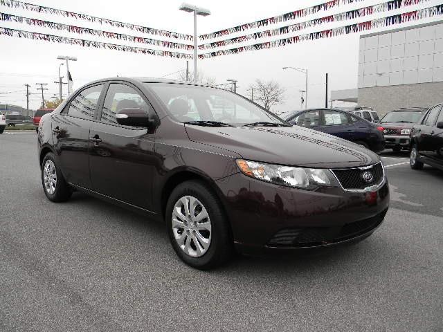 Kia Forte 2010 photo 2
