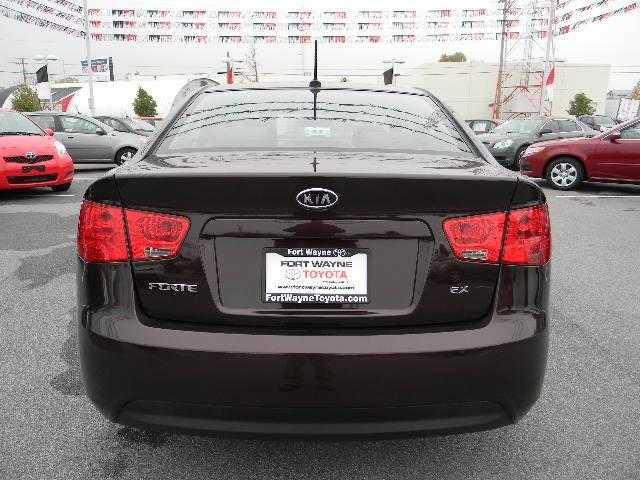 Kia Forte 2010 photo 4