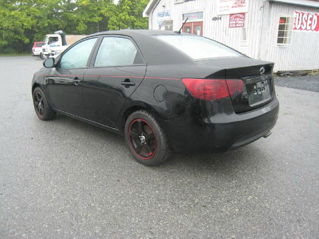 Kia Forte 2010 photo 3